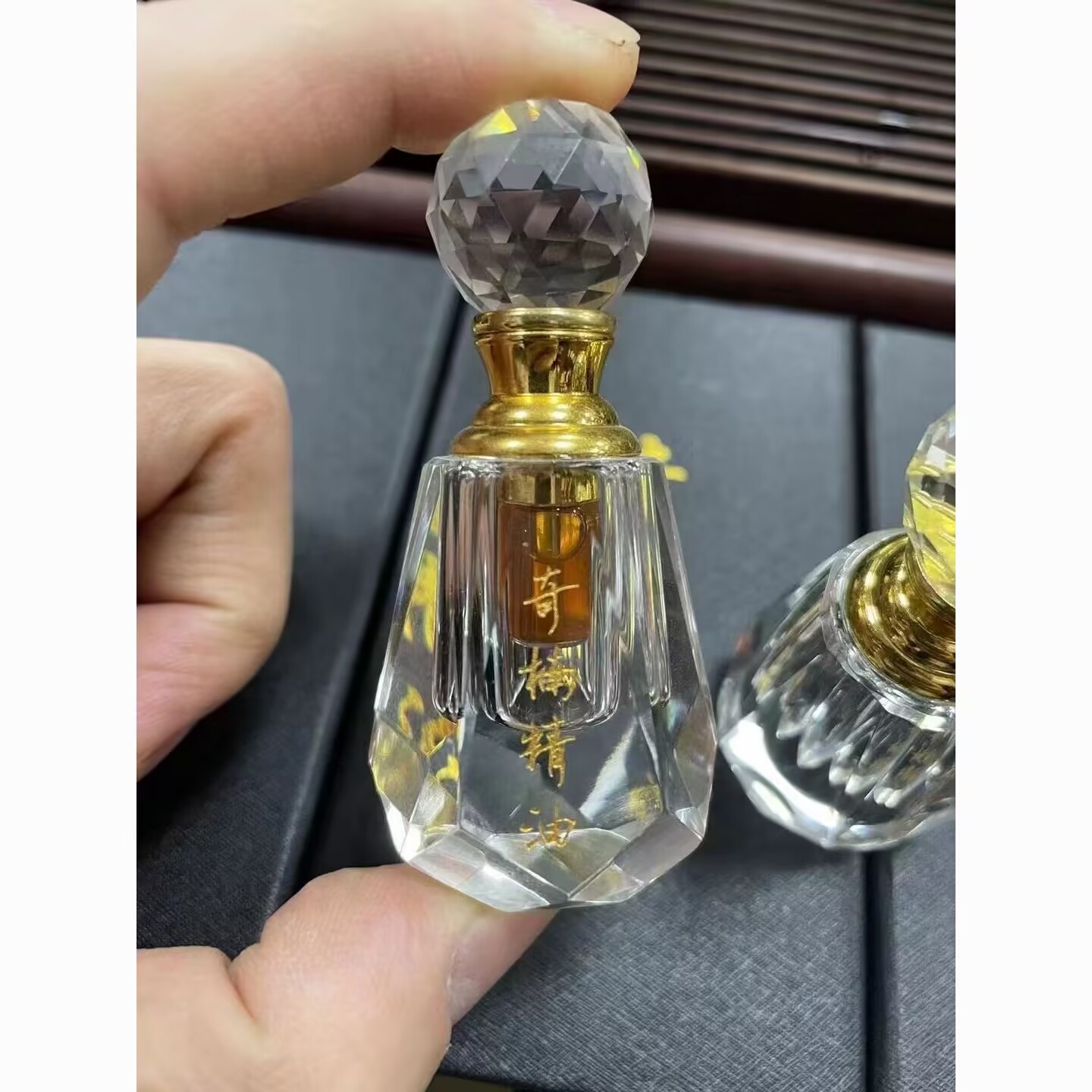2ml/doosje Rijke Oudh Agarwood - Perfume Fragrance Raw Material recensie en prijs